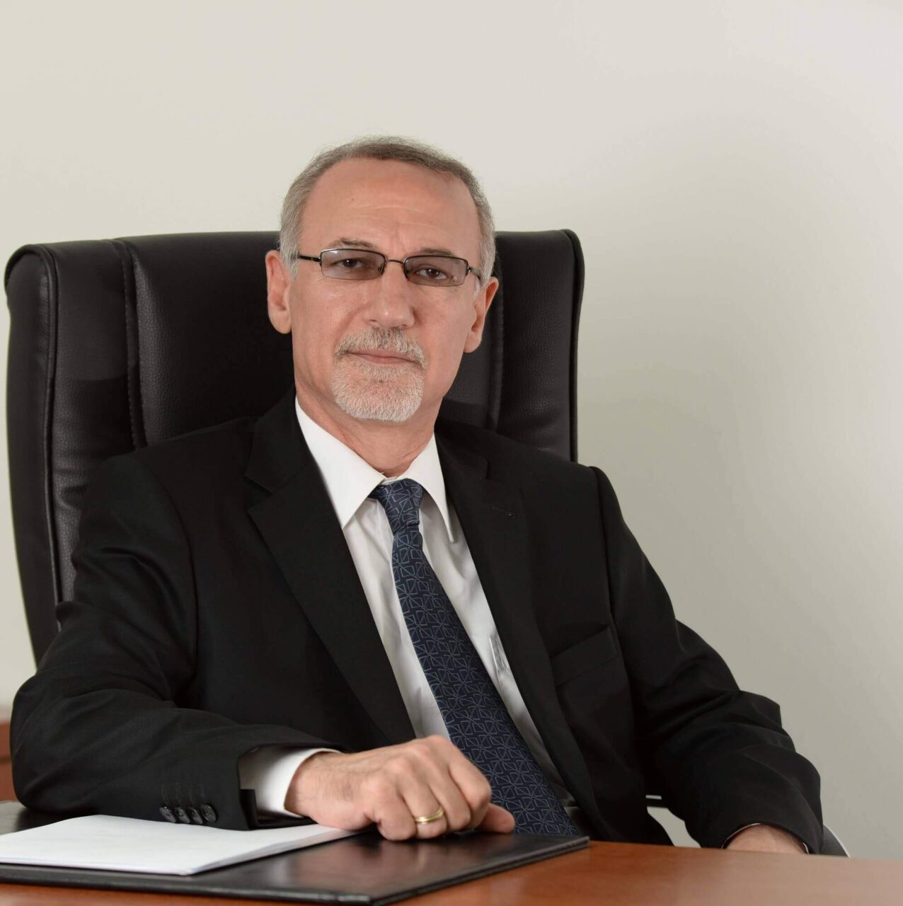 Dr. Ali Abdelkhaleg